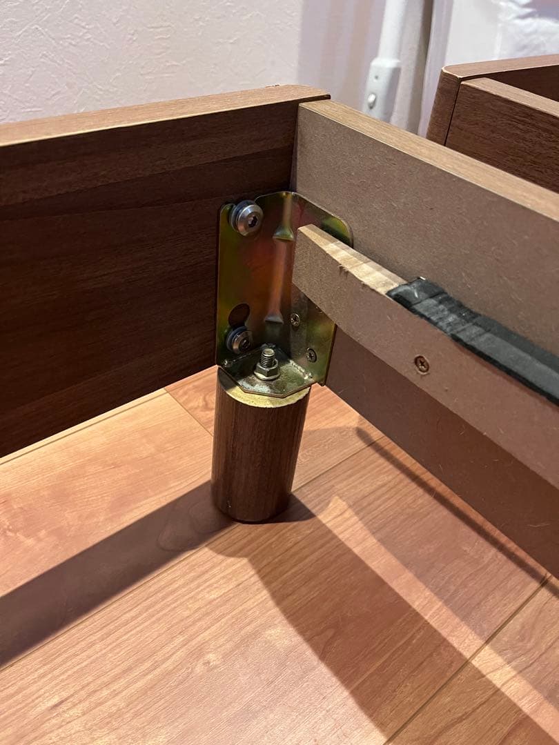 シングルベッドフレーム 木製　シングルサイズ1台