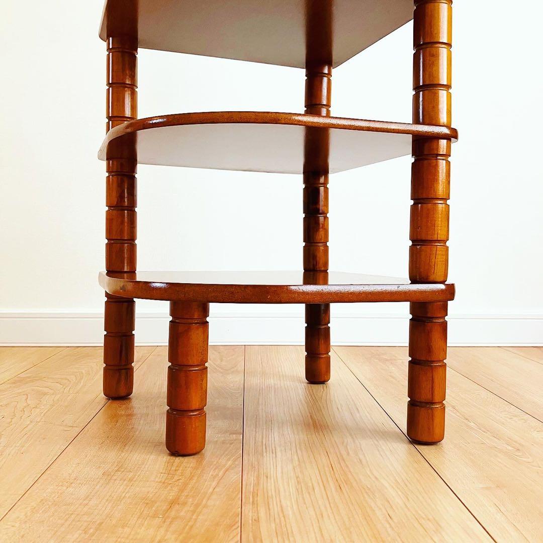 SALE!! コーナーシェルフ　サイドテーブル　古家具　レトロ雑貨　ビンテージ