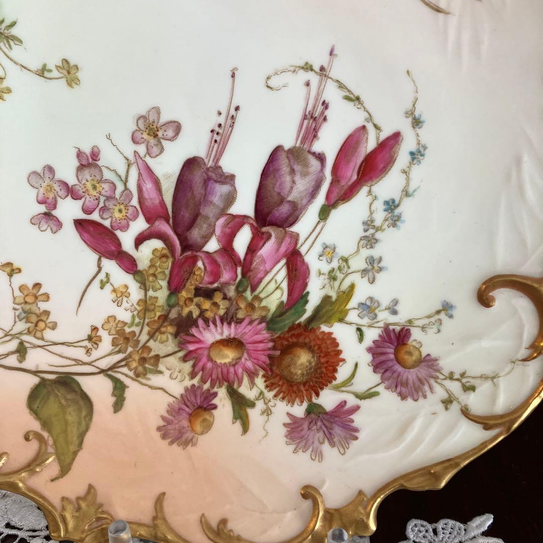 英国アンティーク　ロイヤルウースター　ブラッシュアイボリープレート