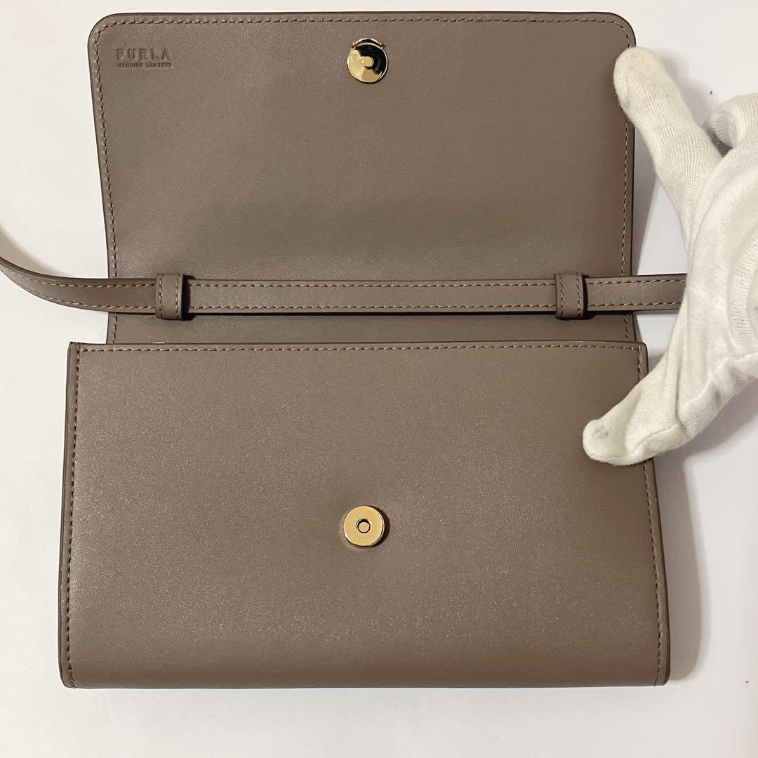 未使用級✨フルラ　Meti ショルダーバッグ　ウォレットショルダー　現行ロゴ　灰