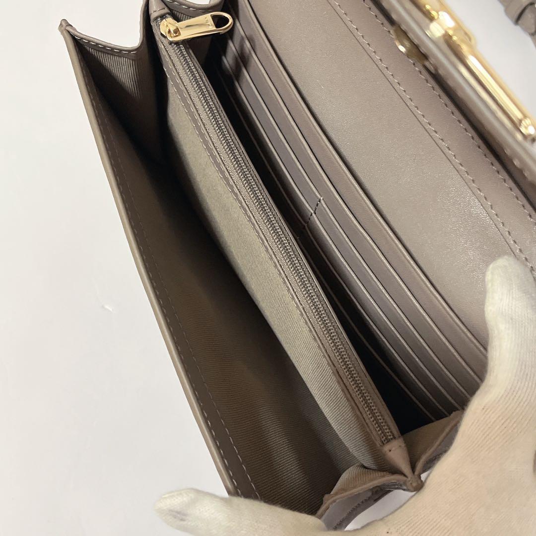 未使用級✨フルラ　Meti ショルダーバッグ　ウォレットショルダー　現行ロゴ　灰