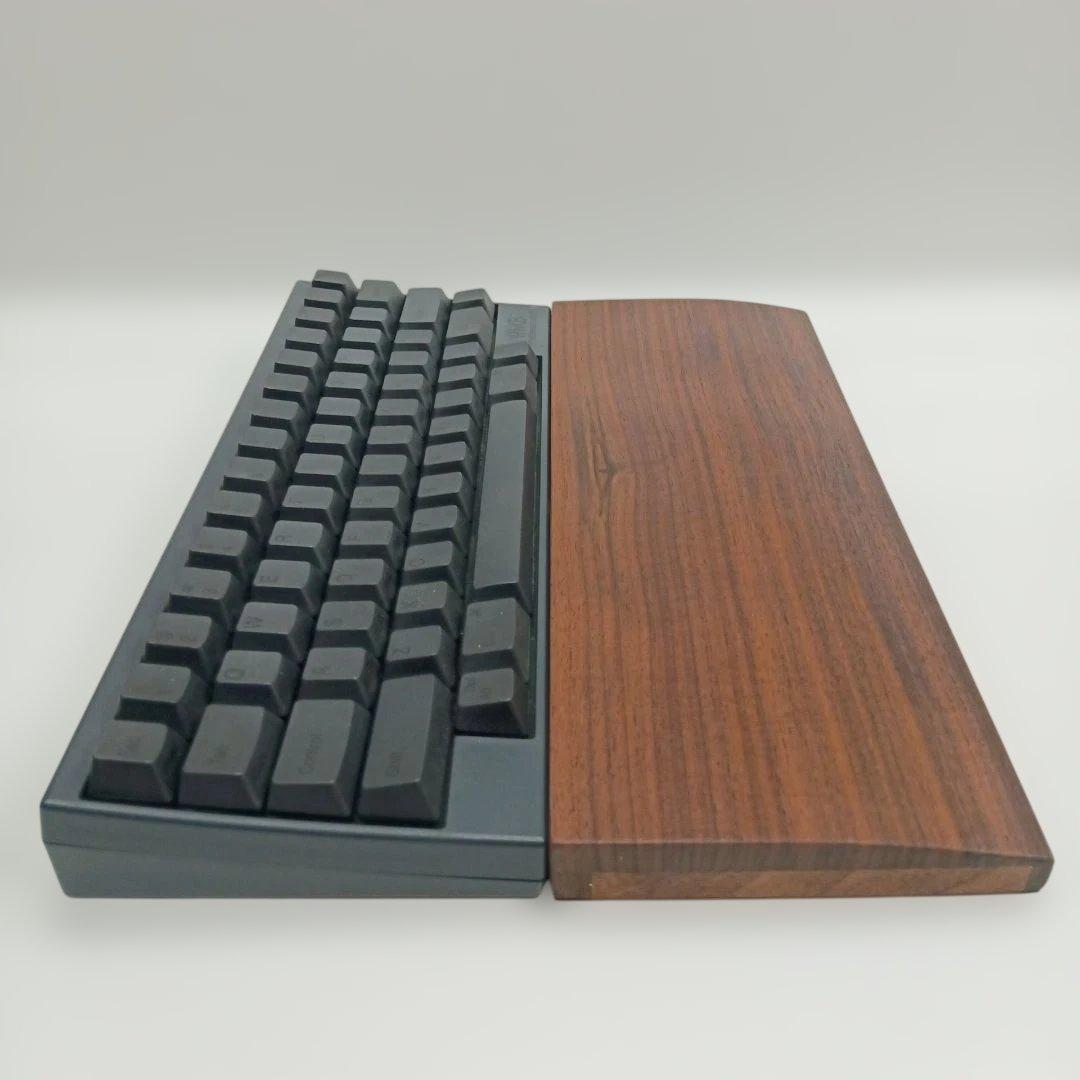無垢材ウォルナットHHKB用 手作りパームレスト兼キーボードルーフ オスモW