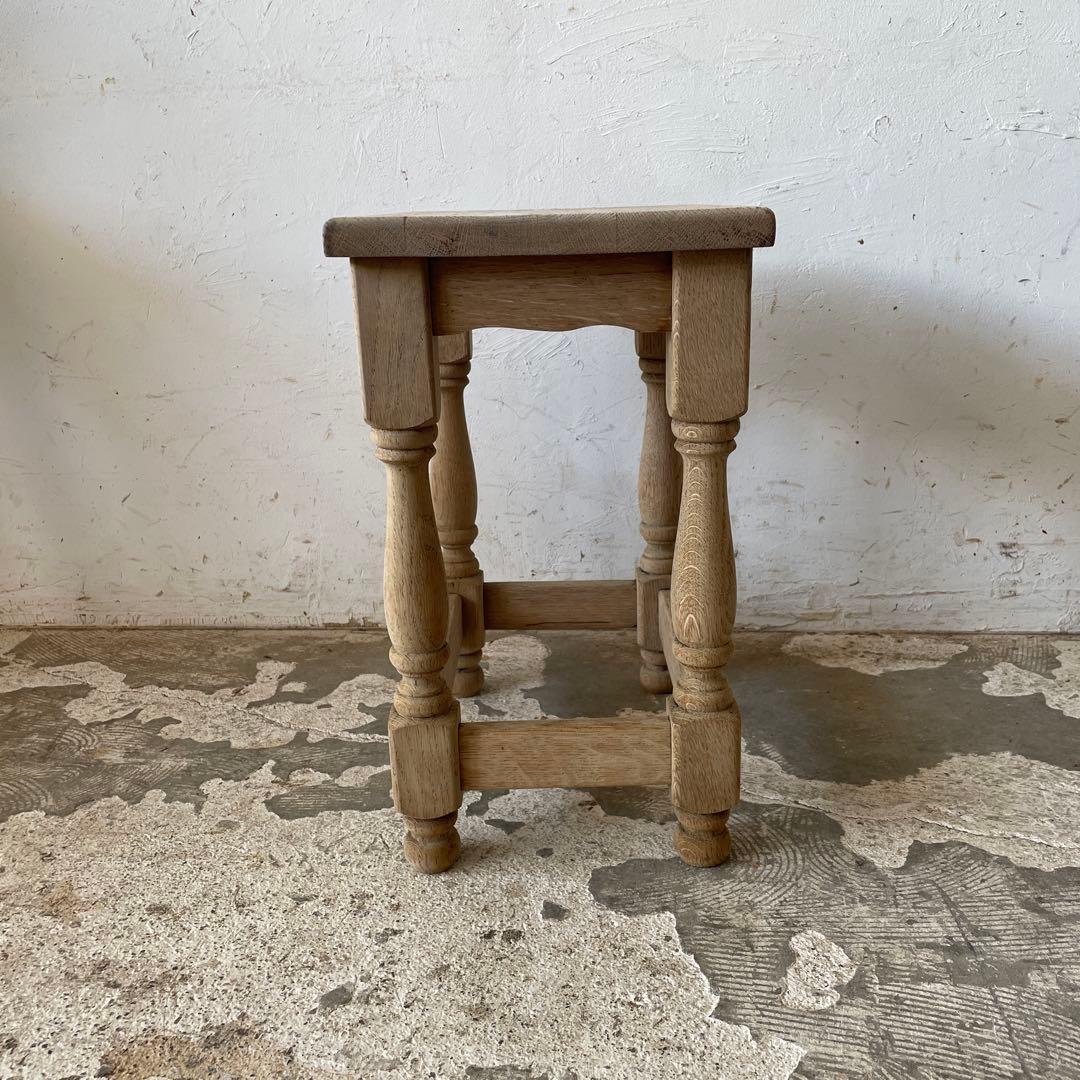 ビンテージ　サイドテーブル ベッドサイドテーブル　スツール　剥離