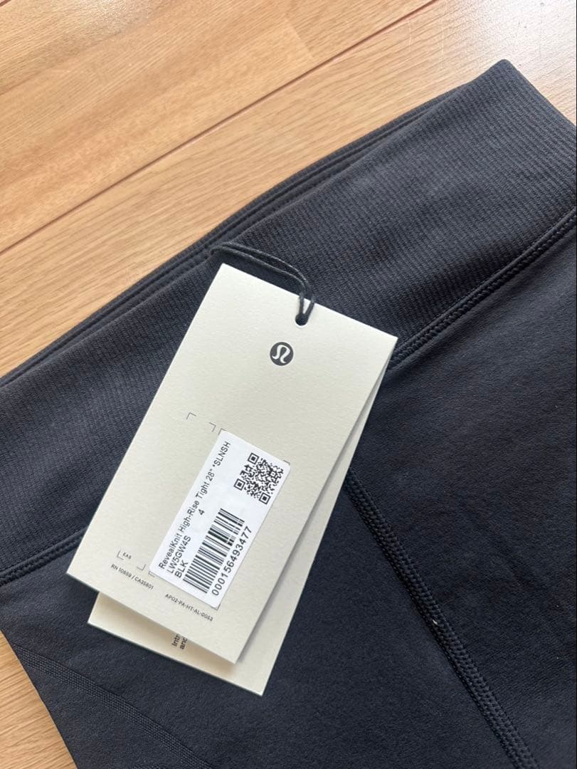 【新品　未使用】ルルレモン　レギンス