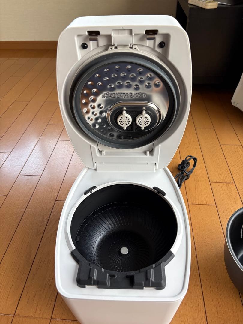 【2025年製】アイリスオーヤマ RC-PGA50-W 圧力IH炊飯器 5.5合