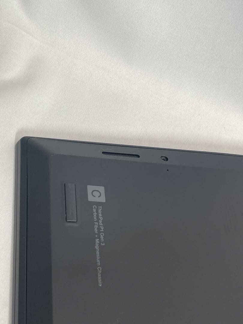 Lenovo ThinkPad 15.6インチ Intel Xeon