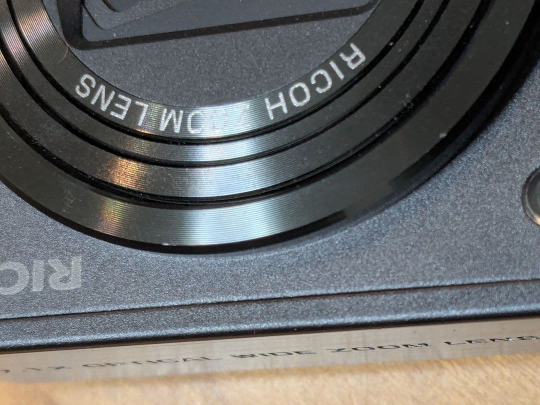 RICOH リコー CX1 美品 画面難あり？