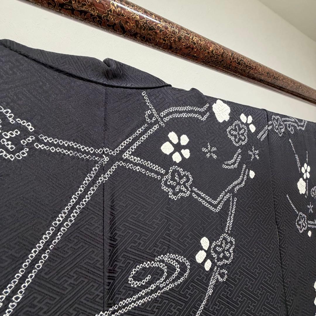 超美品　正絹　袷　現代　絞り　広襟　訪問着　着物　163　黒　シンプル　梅