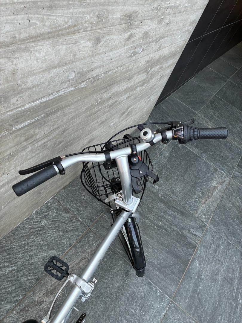 【引き取り限定】キャプテンスタッグ 折りたたみ自転車 20インチ シマノ6段変速