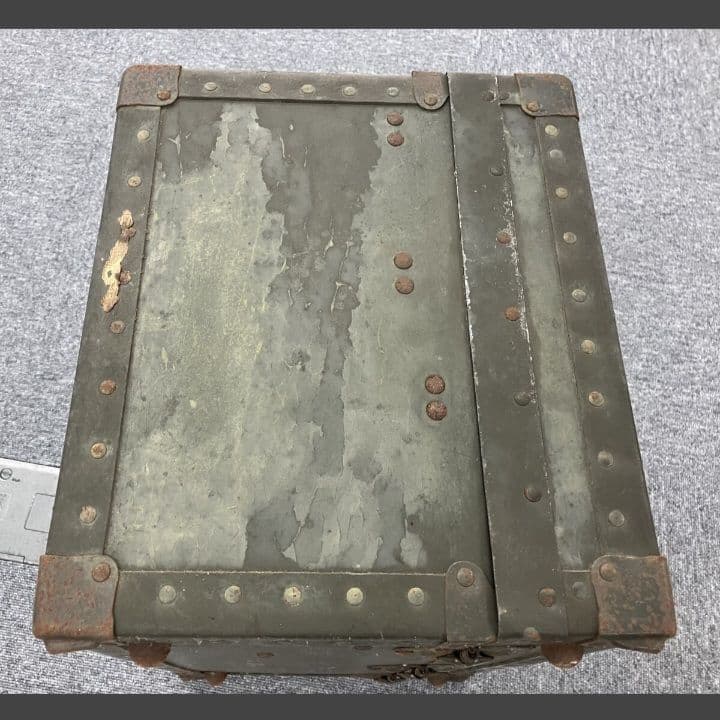 【本物】1951年製のアメリカ軍のM3赤外線狙撃兵用スコープ ボックス 特大