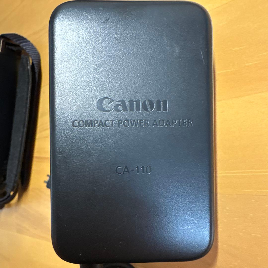 ビデオカメラ canon iVIS HF R52