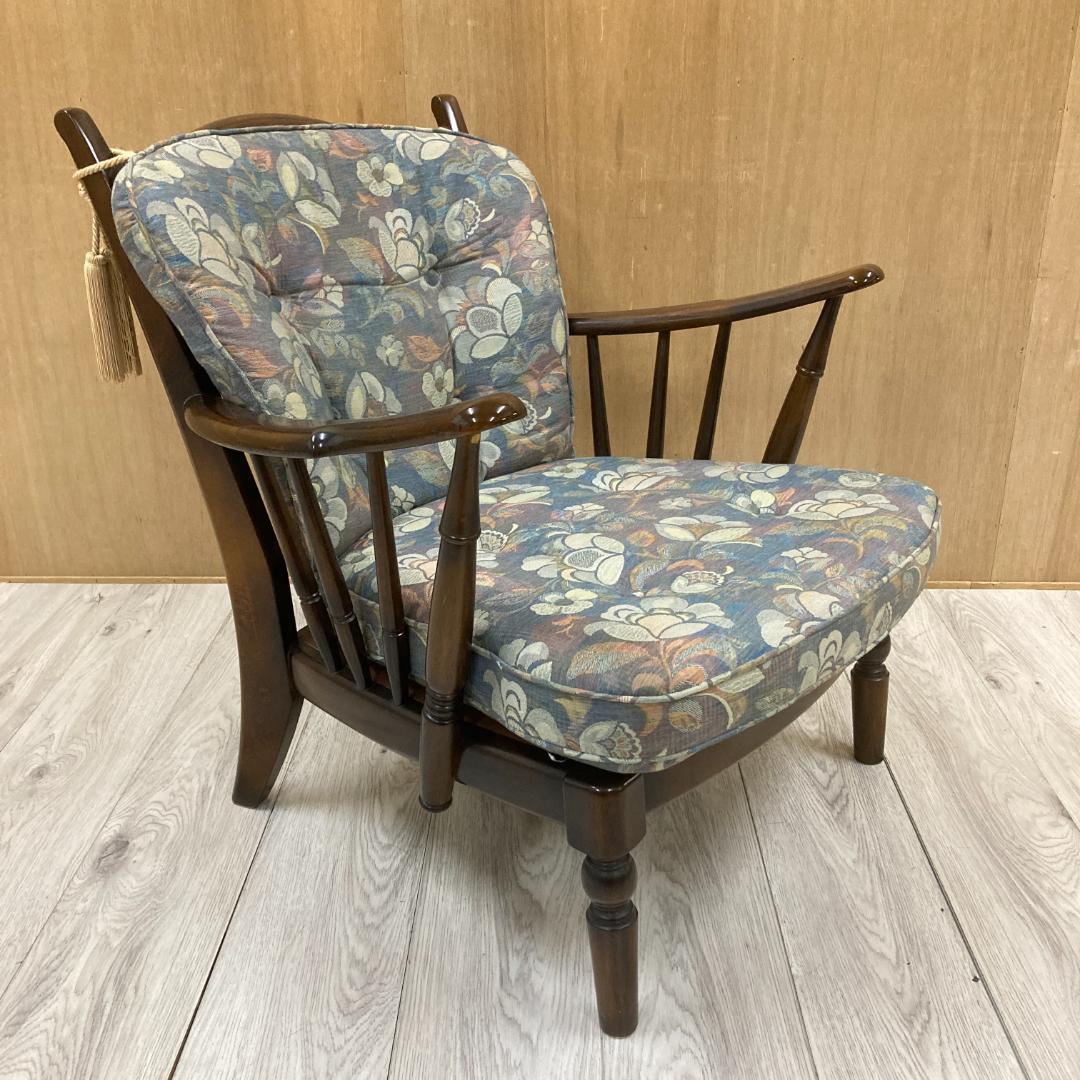 【カリモク】コロニアル　一人掛けソファ　アームチェア