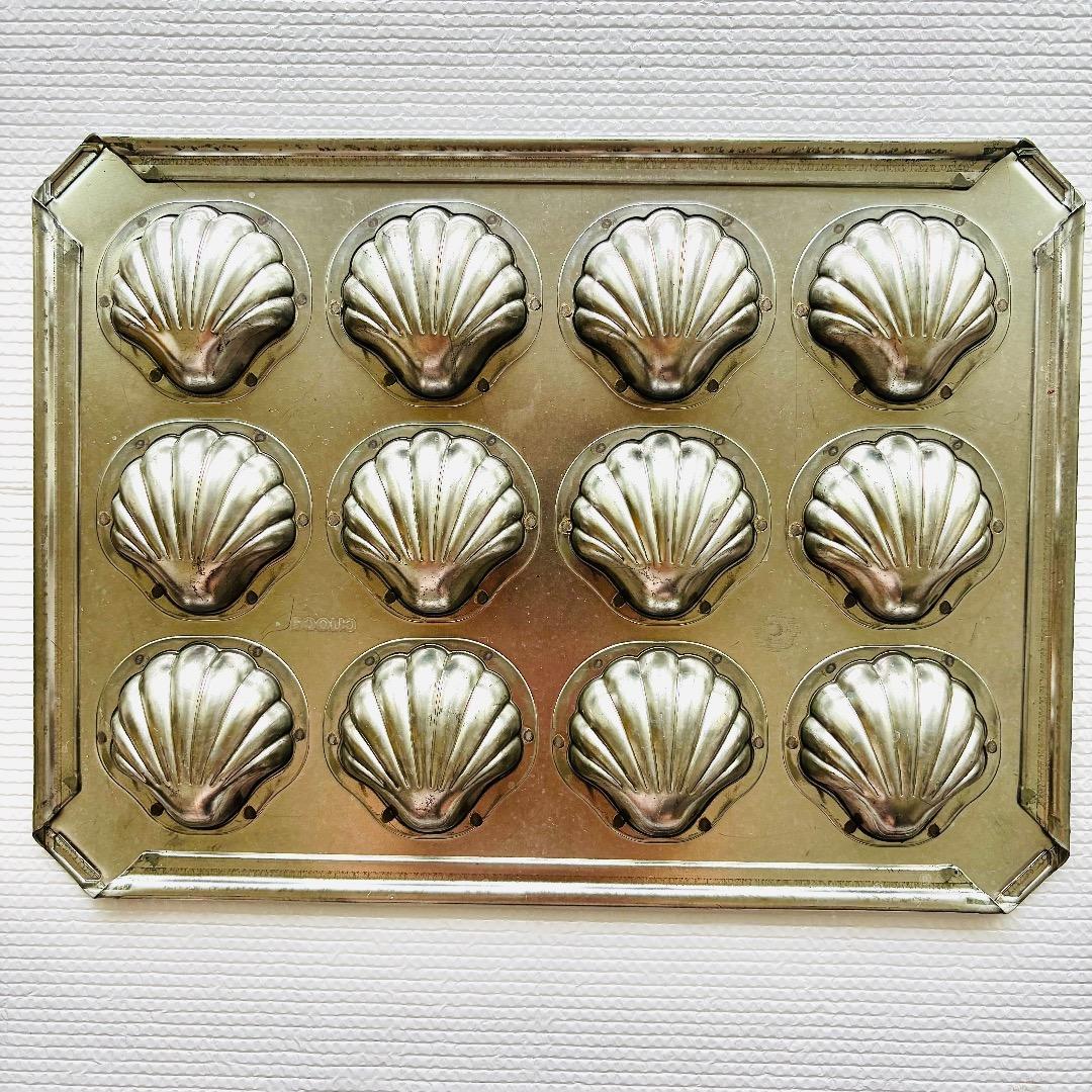 【cuoca x CHIYODA】マドレーヌ型・12個用 (38cm×28cm)