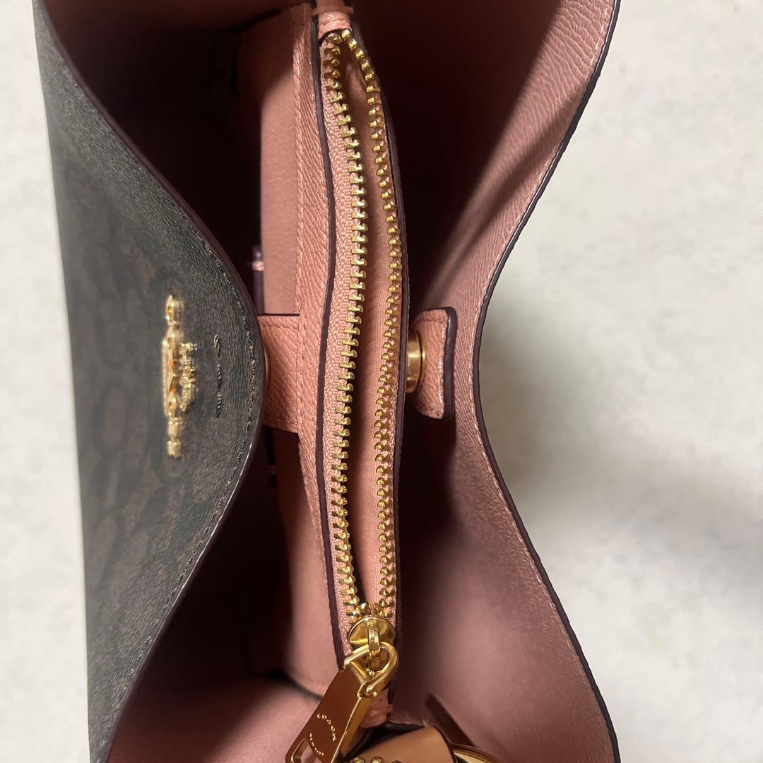 kiki さま専用ページ　COACH モノグラムショルダーバッグ