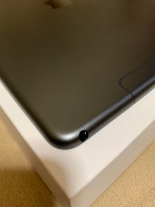 iPad Air Wi-Fi + Cellular 第3世代