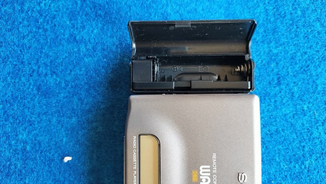 【ジャンク】SONY WM-F701C ポータブルカセットプレーヤー