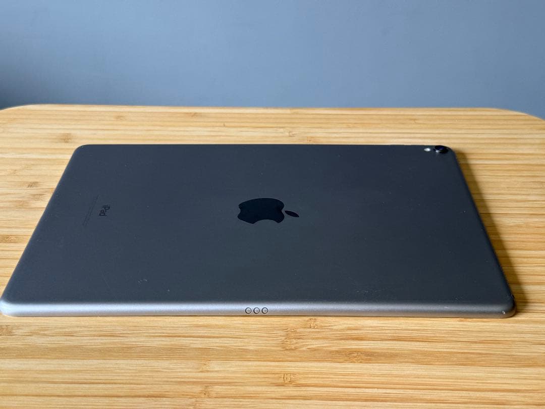 iPad Pro 10.5インチWi-Fi 64GB スペースグレイ