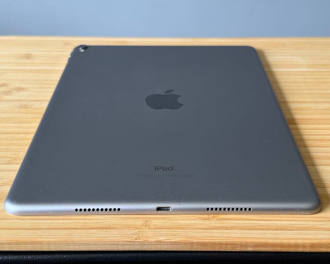 iPad Pro 10.5インチWi-Fi 64GB スペースグレイ