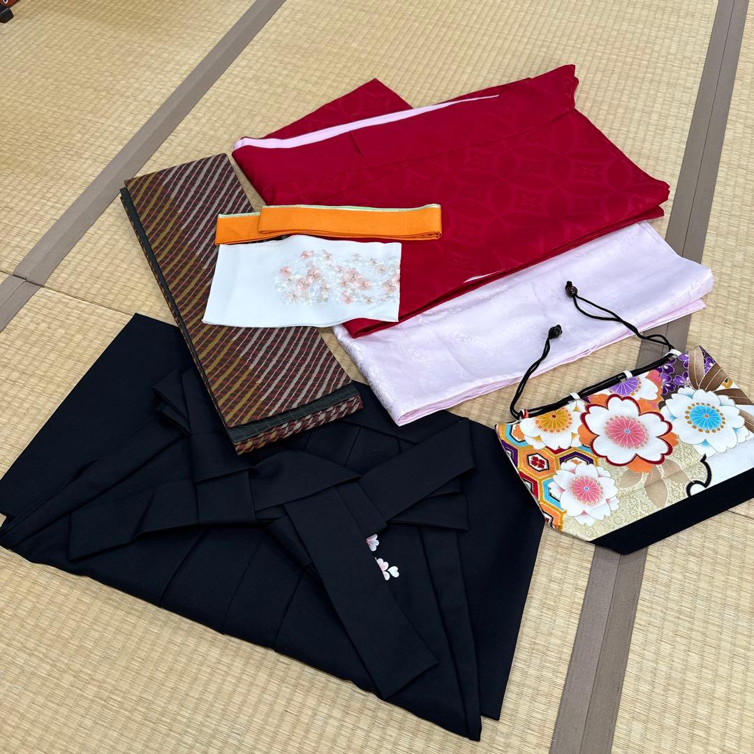 卒業式　２尺袖袴4点セット　赤無地七宝