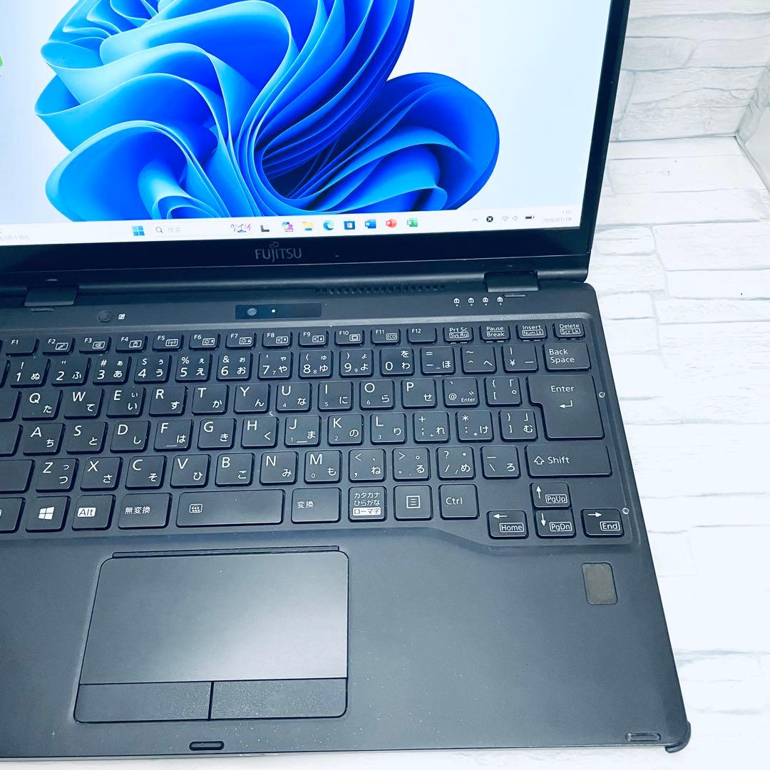【特価】富士通 2in1ノートPC 第11世代i5 オフィス　FHD win11