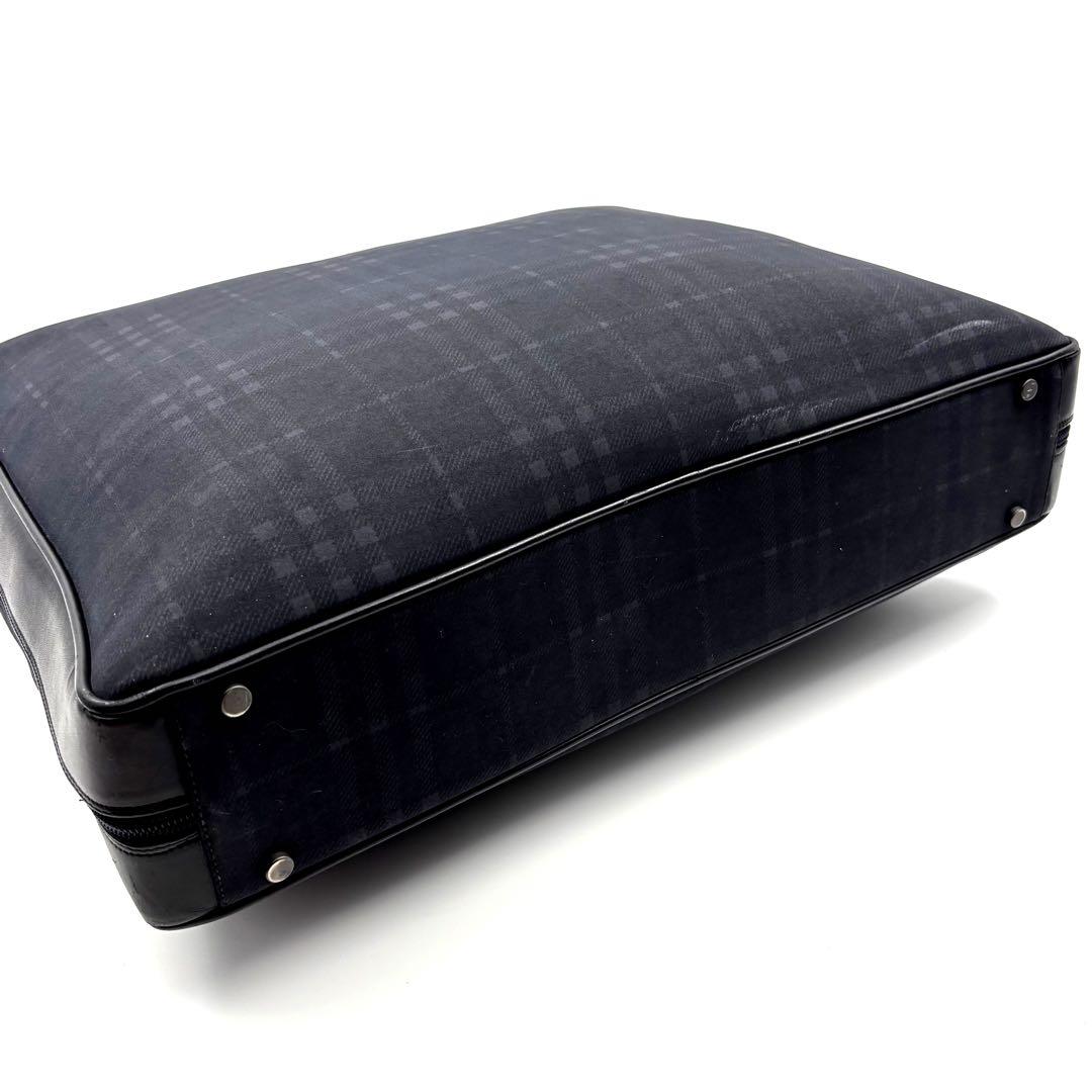 ✨希少✨　BURBERRY London ビジネスバック　2way 総柄　ロゴ