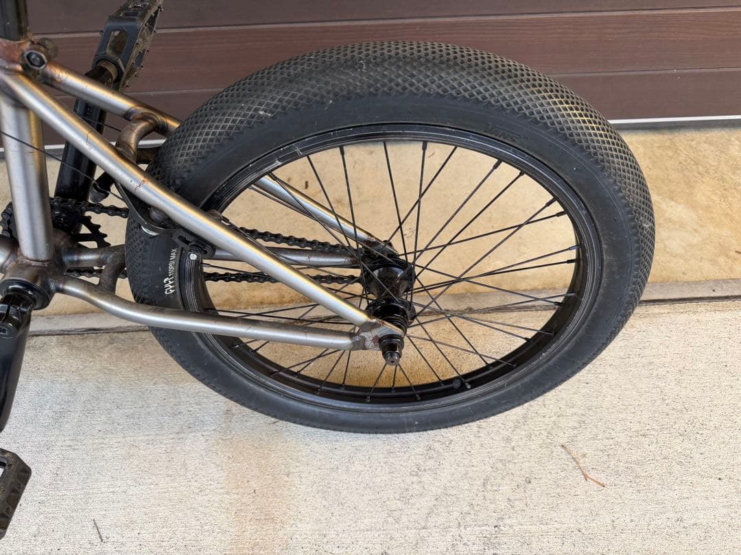 BMX CULT gateway 20インチ　シルバーブラック（値下げしました）