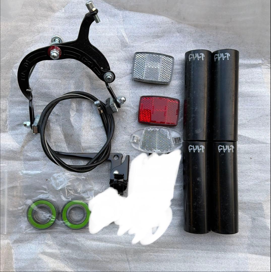 BMX CULT gateway 20インチ　シルバーブラック（値下げしました）