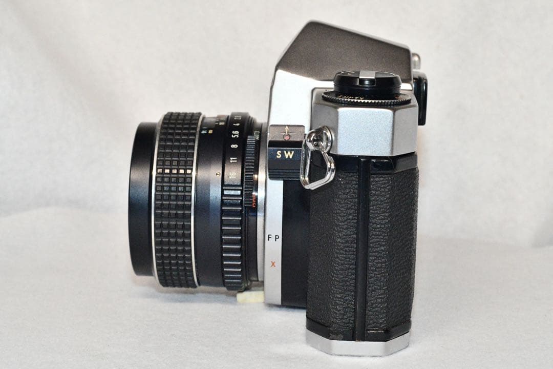 《動作品》pentax sp + 標準レンズ55mm f/1.8