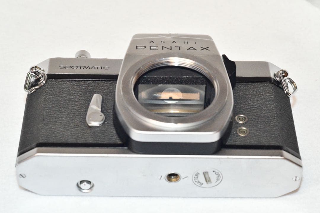 《動作品》pentax sp + 標準レンズ55mm f/1.8