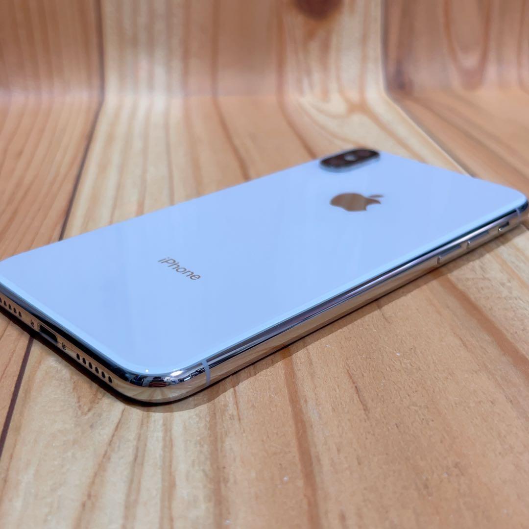 SIMフリー 本体 iPhone X 64 GB 606 シルバー 電池良好