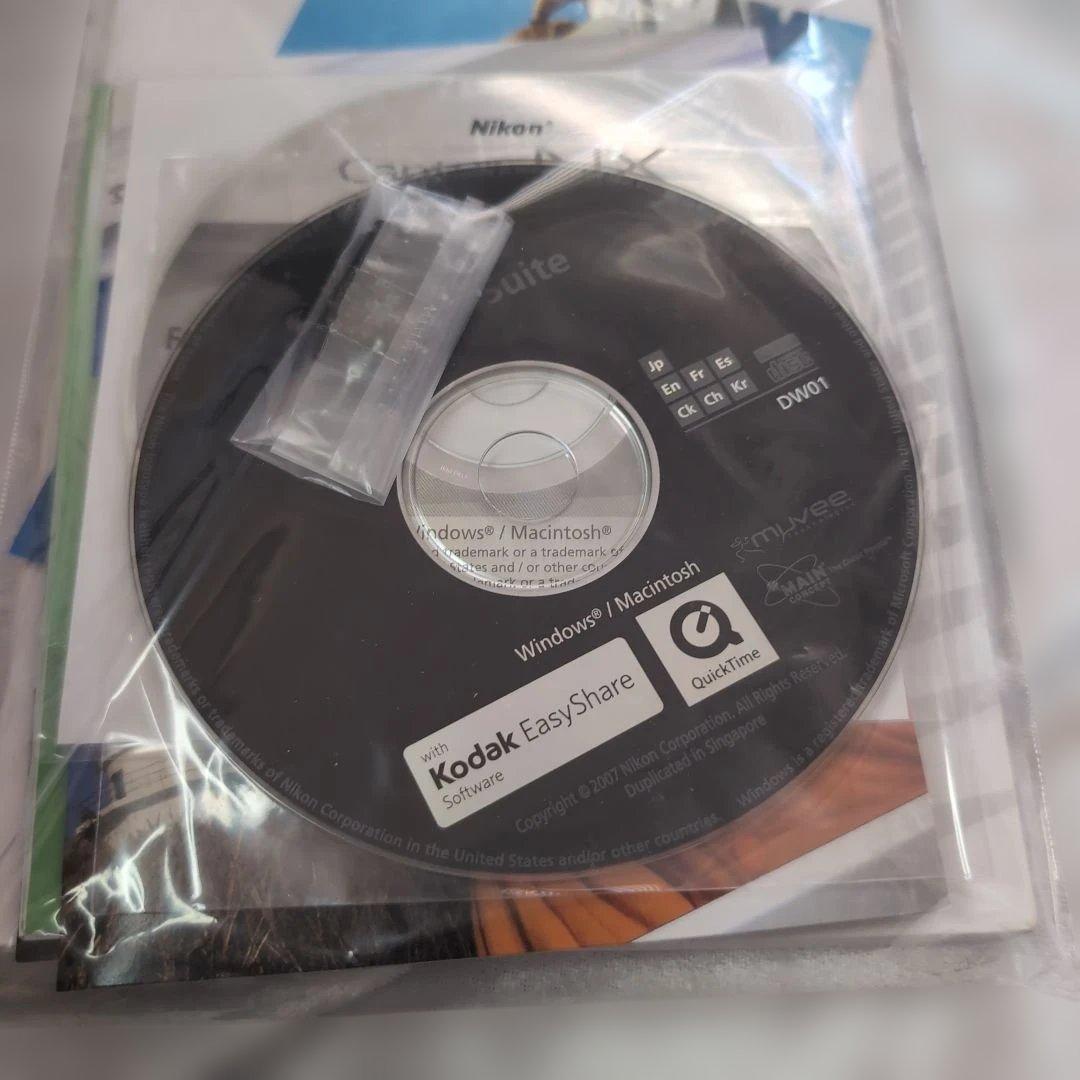 Nikon D80 デジタル一眼レフカメラ 本体