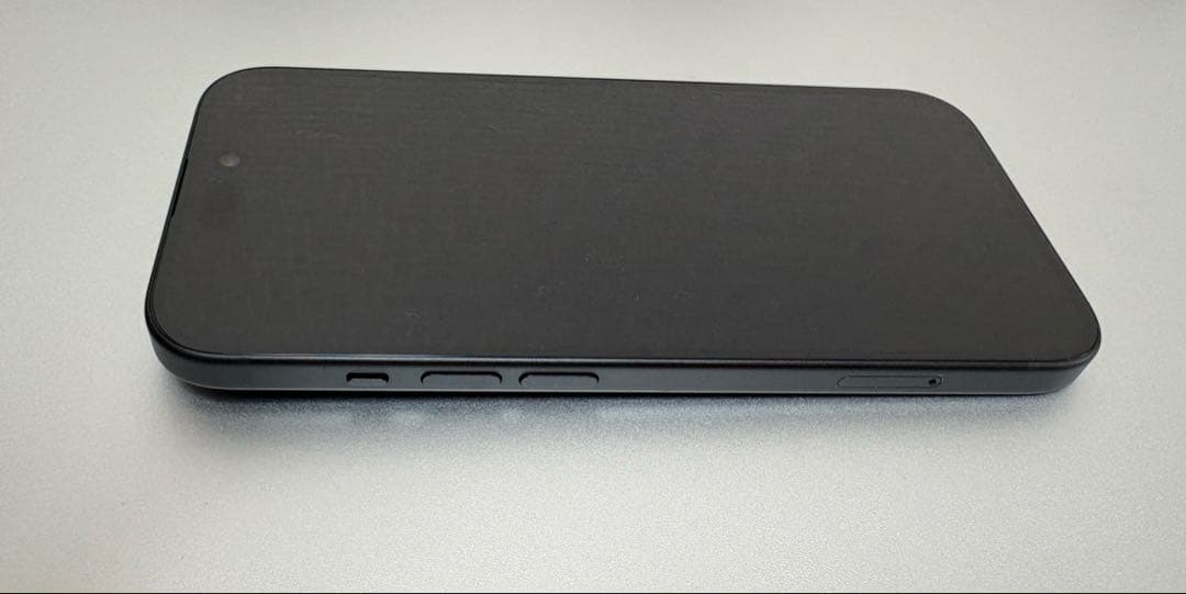 最終価格iPhone 15 SIMフリー｜バッテリー100%｜ケース&フィルム付