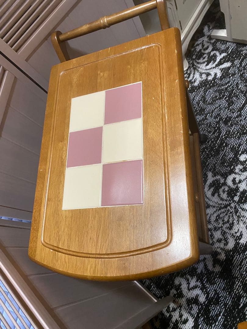 木製キッチンワゴン♦️タイル天板 チェッカー柄♦️ホワイト×ピンク♦️送料込