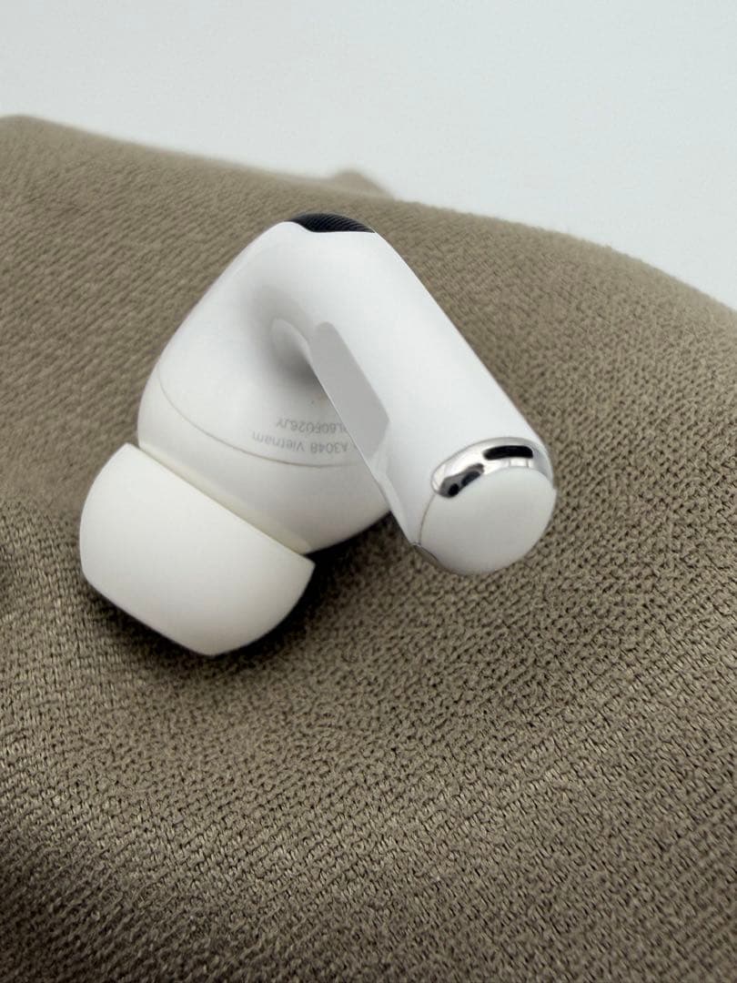 AirPods Pro 第2世代 MTJV3J/A 箱・付属品完備Apple純正