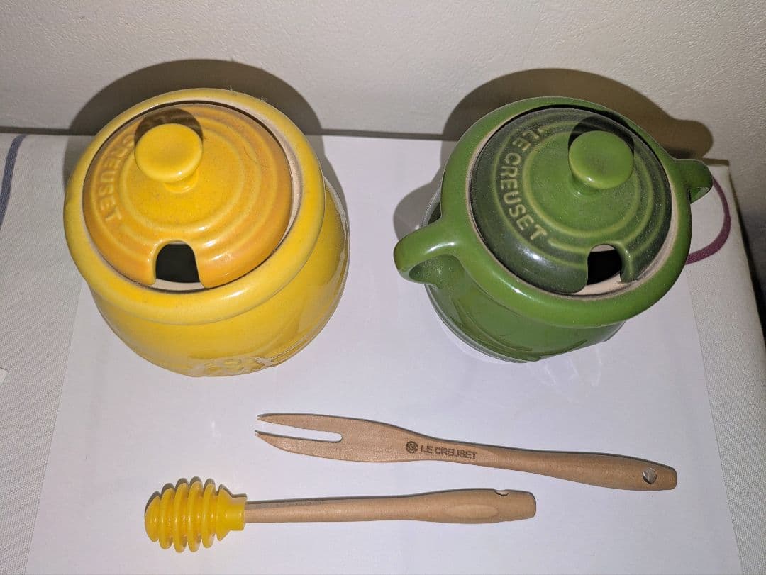ル・クルーゼ　ハニーポットとオリーブポットのセット