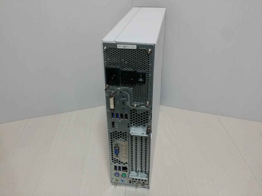 デスクトップパソコン　445　Windows11 第８世代 Core i3