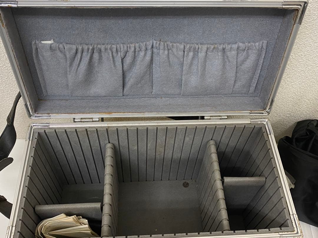 3-2113 Nikon一眼レフ（FE・F3）・ハードケース