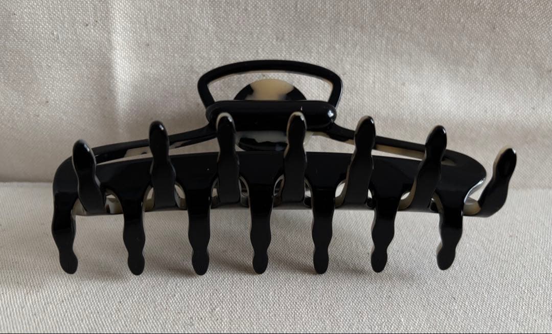 新品未使用 アレクサンドルドゥパリ ヘアクリップ ブラック×アルビノス