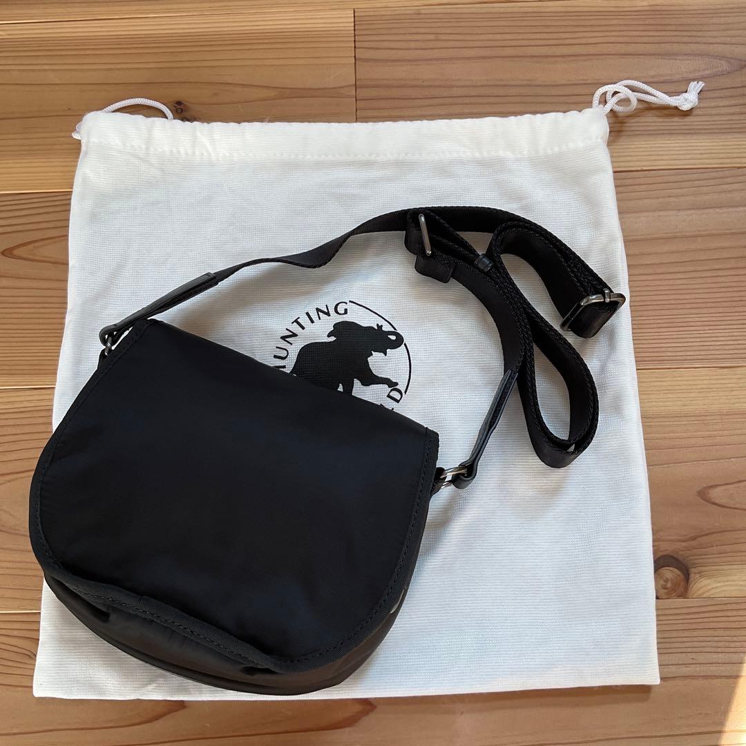HUNTING WORLD ショルダーバッグ 黒