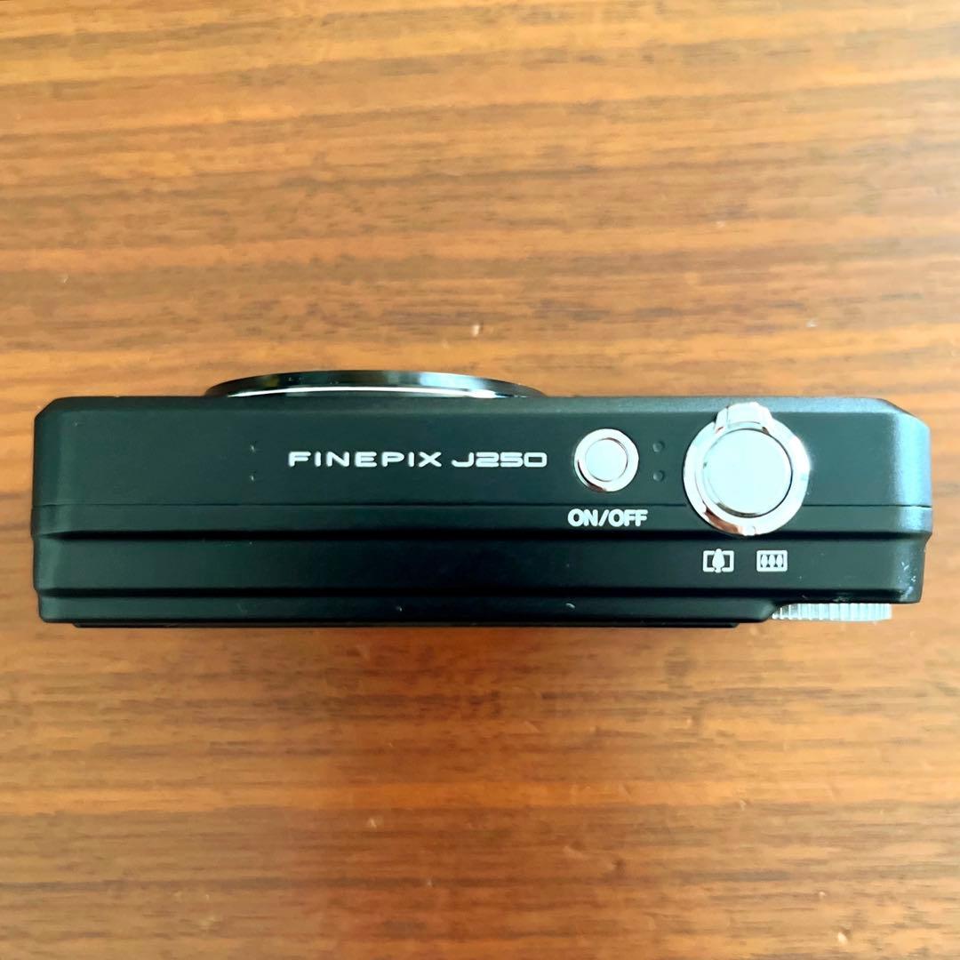 【美品】富士フイルム FINEPIX J250 デジカメ