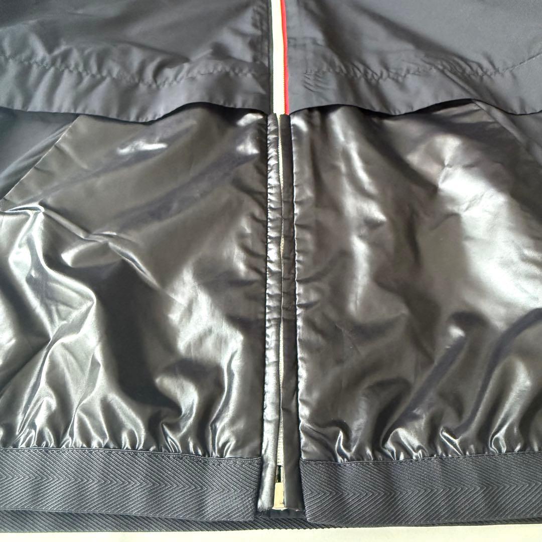 【子供服】MONCLER フード付きジャケット ネイビー130cm