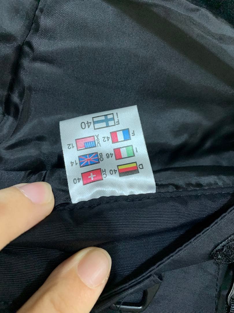 フェニックスX-NIX スキースノボウェアウィンタースポーツ用ジャケットとパンツ