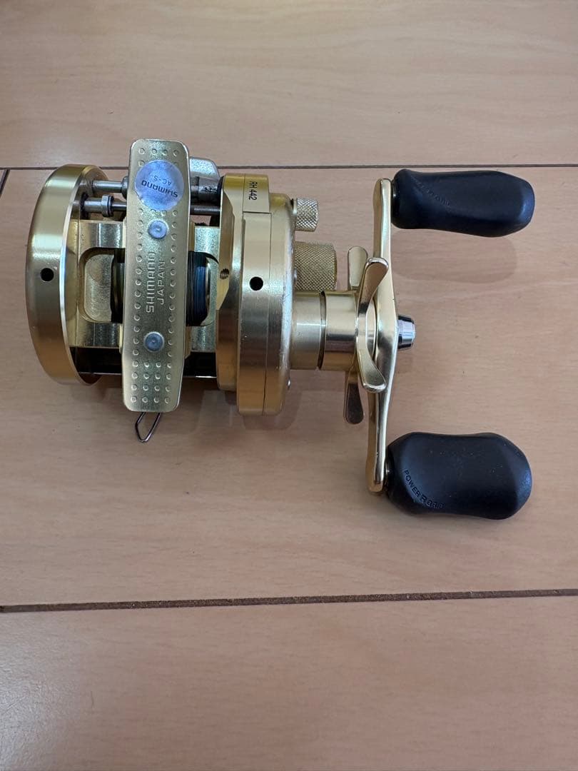 SHIMANO シマノ　01 カルカッタコンクエスト　100