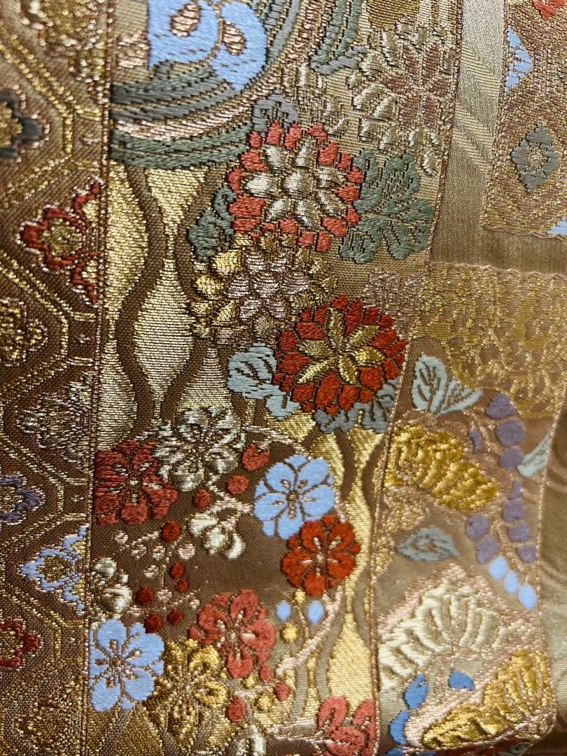 新品　エレガントで女性の魅力を最大限に発揮する手書き友禅黒留袖フルセット