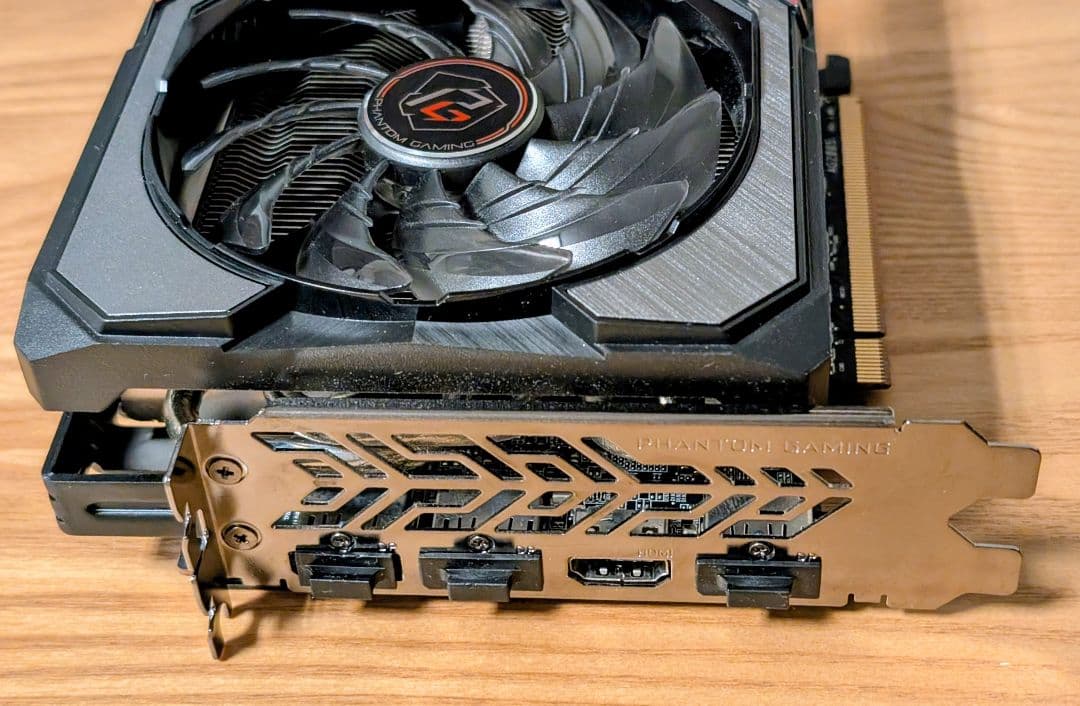 ​【マイニング無】ASRock RX6700XT Phantom 12G