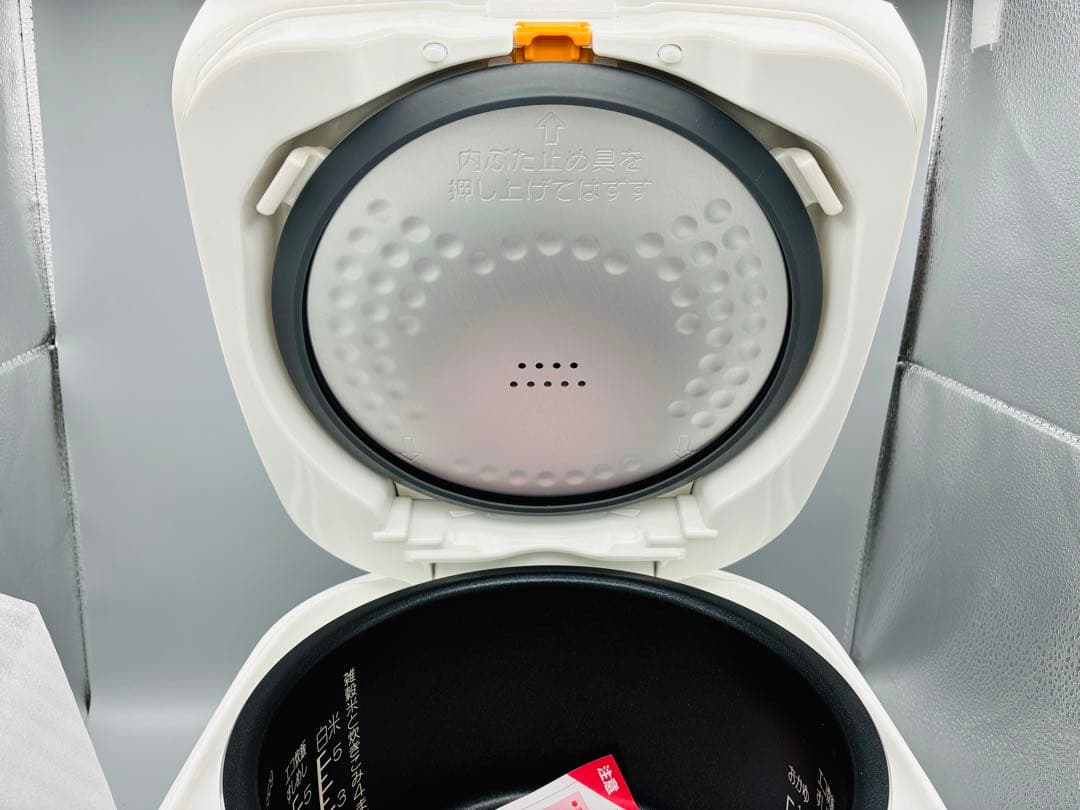 ZOJIRUSHI NL-DA10　炊飯器　　5.5合炊き