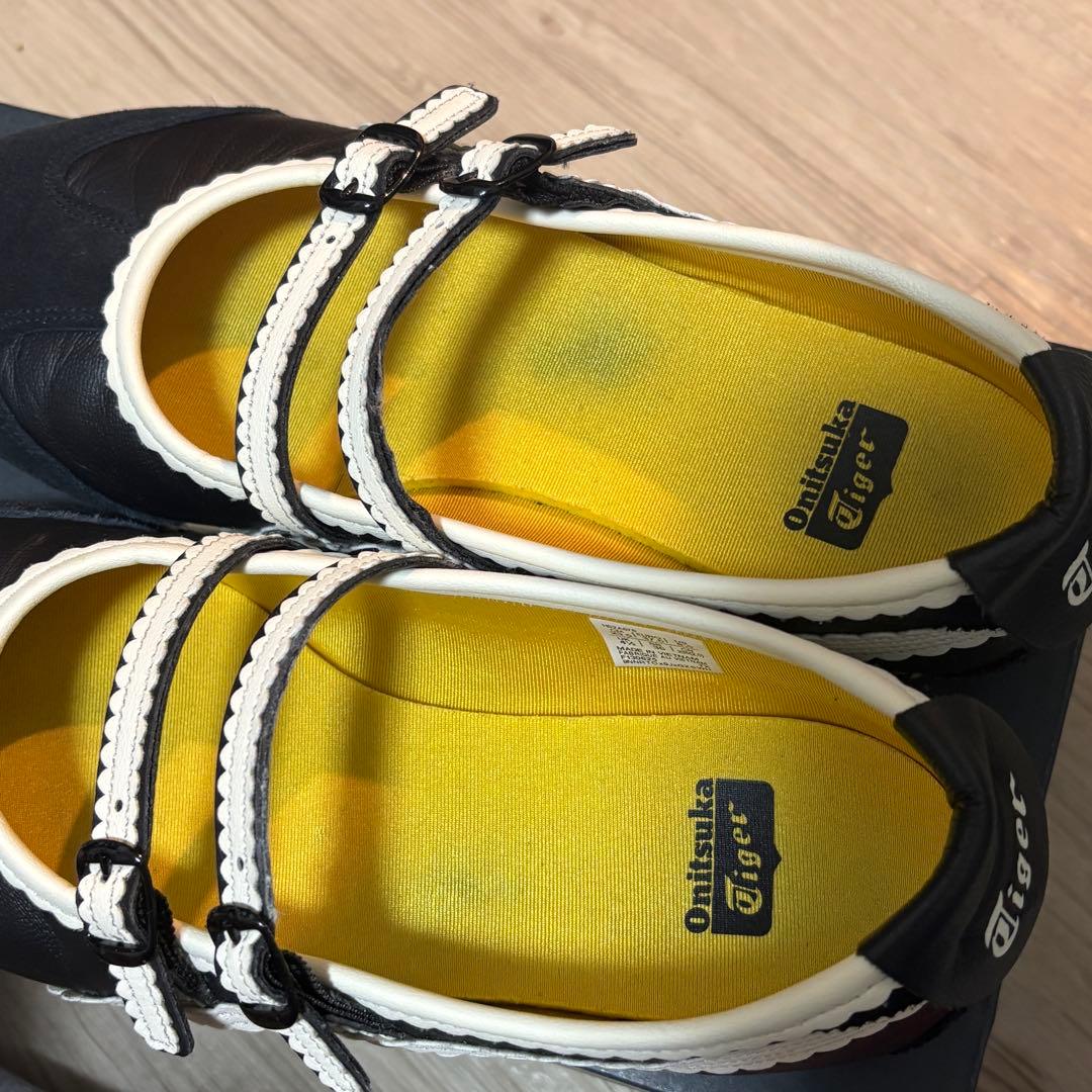 オニツカタイガー　MEXICO 66 TGRS　23.5 　　バレエシューズ