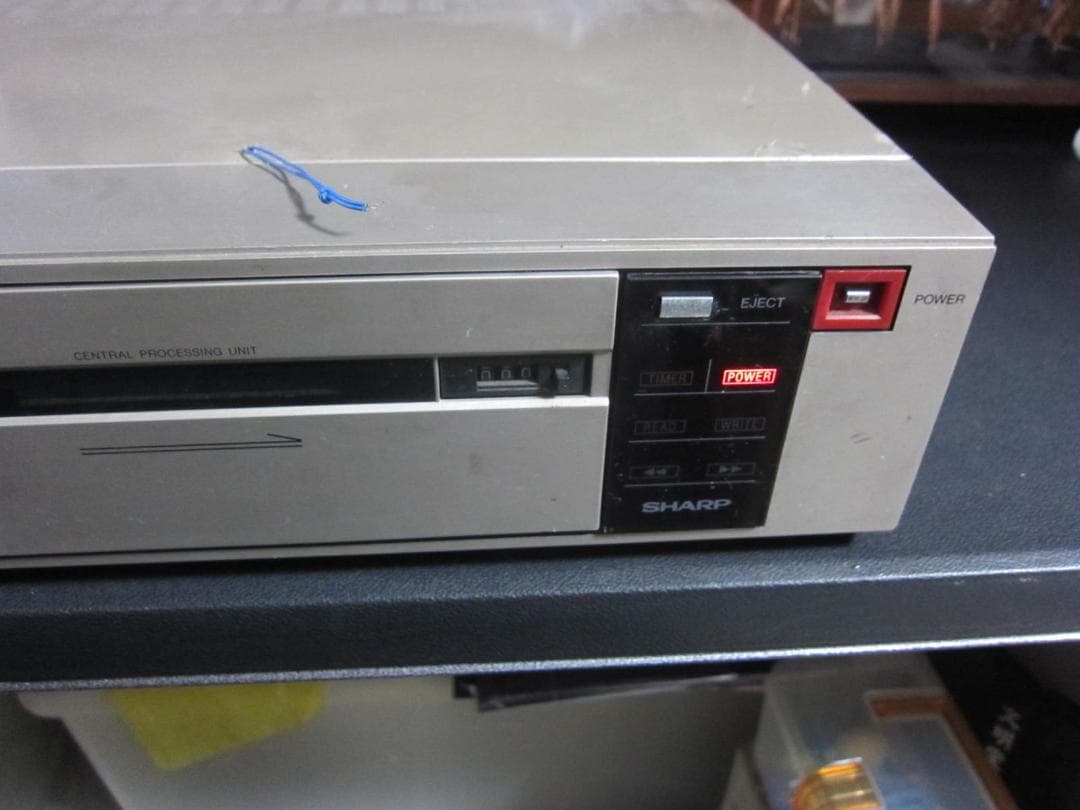 シャープ パソコンテレビX1 CZ-800CS本体