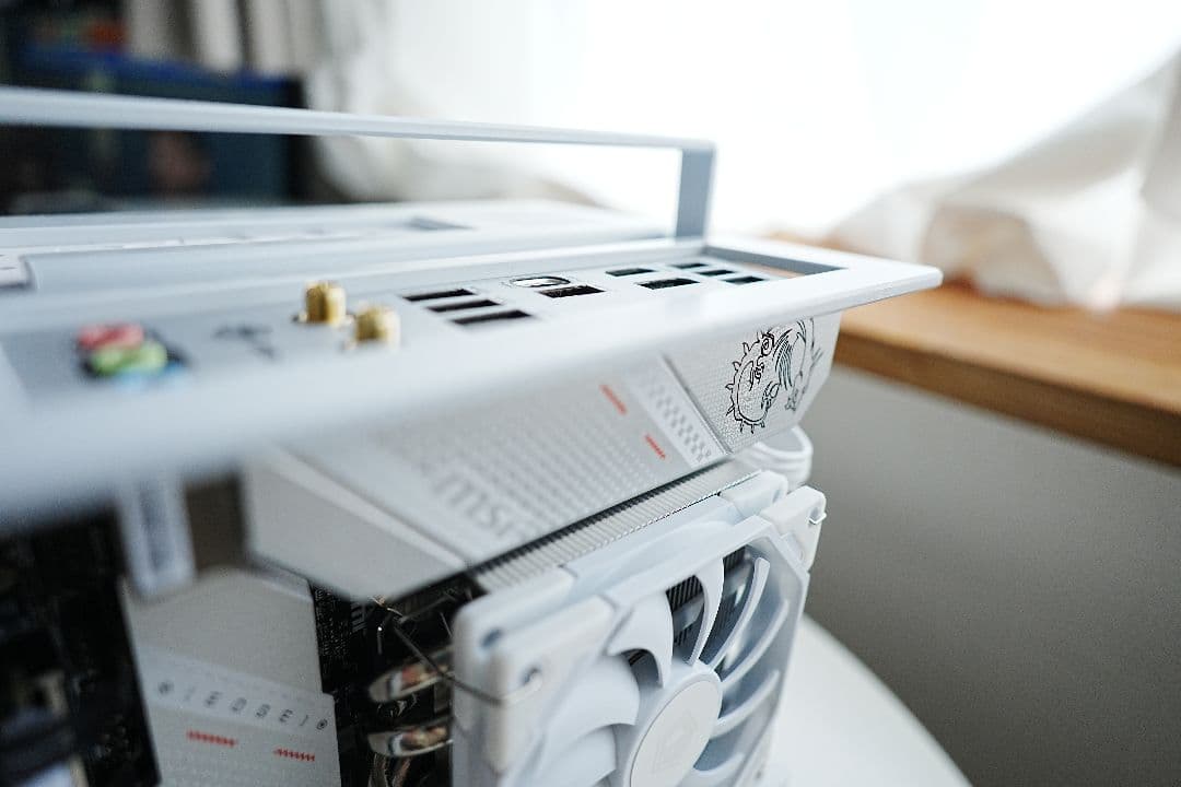 【美品希少】XTIA Xprot-mini Flex電源とCPUクーラー付き！