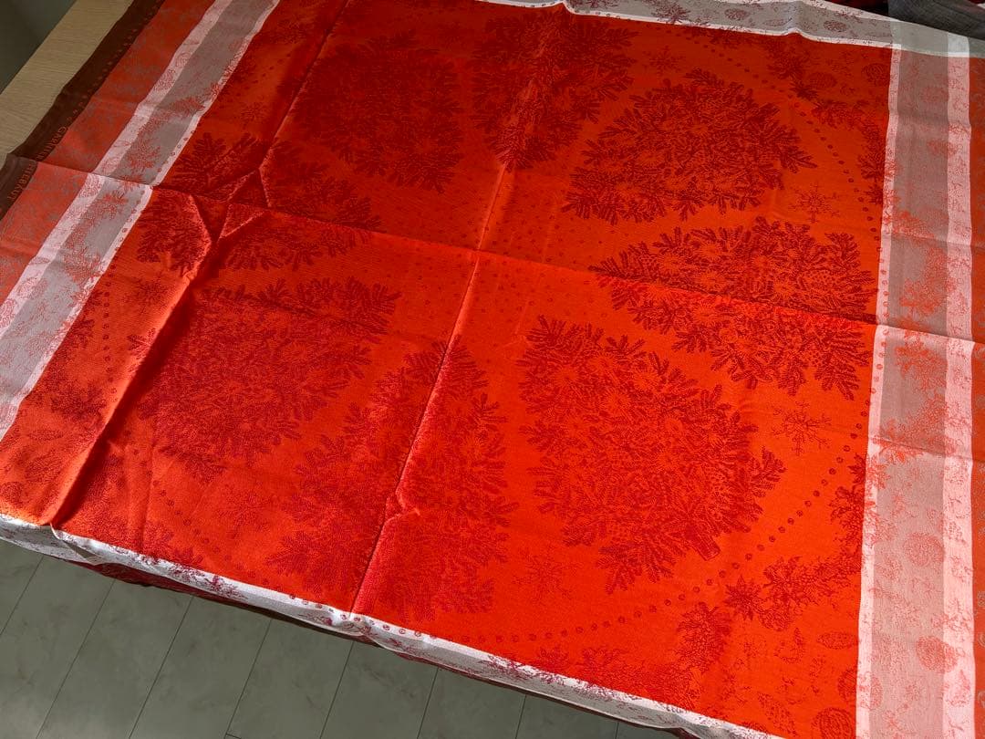 Garnier Thiebaut 雪の結晶模様 テーブルクロス